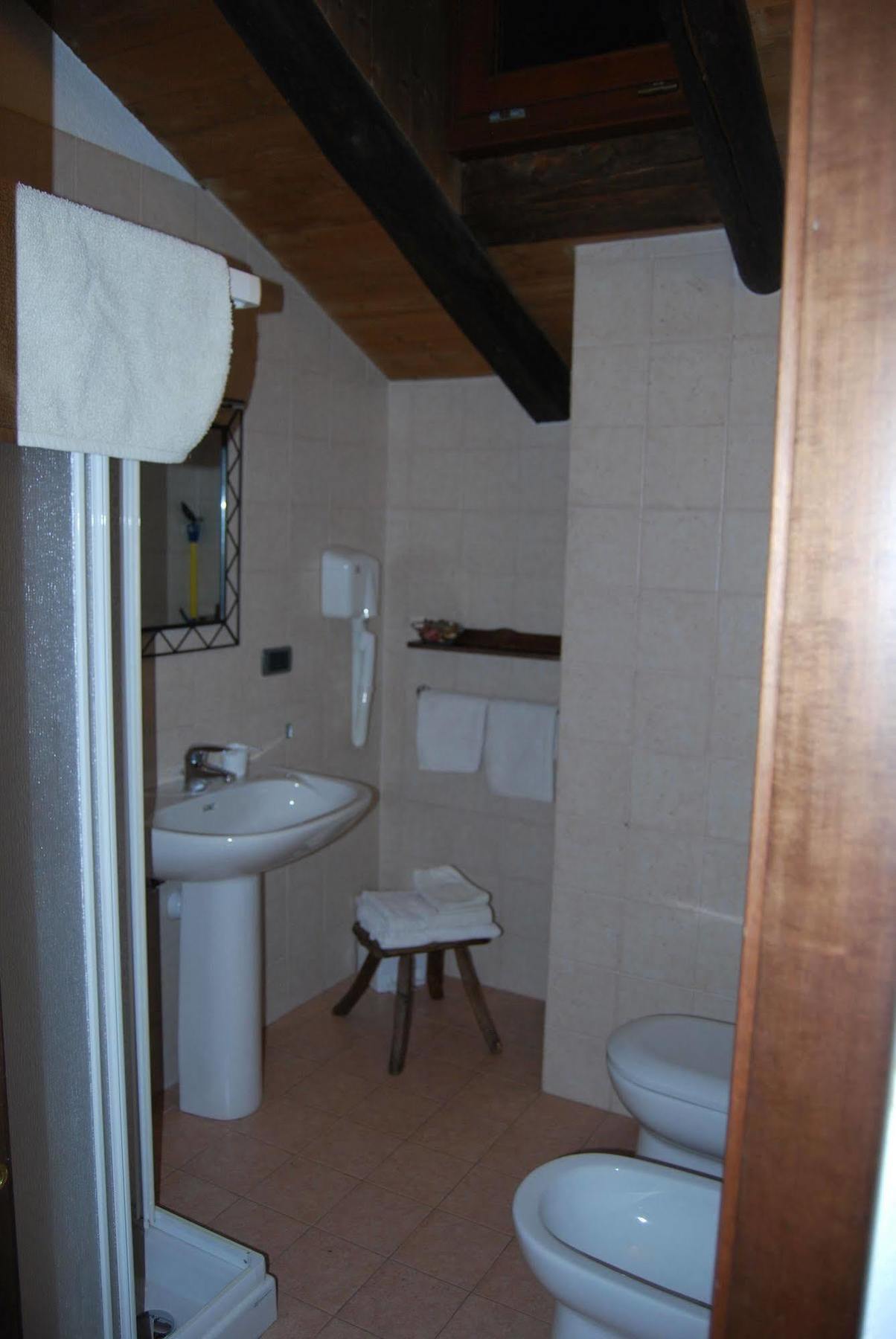 B&B Della Miniera Конье Экстерьер фото
